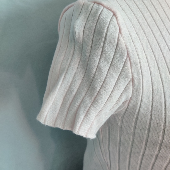 Baby pink sleeveless top - Picture 3 of 3